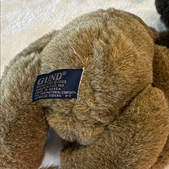 Collector Gund bears. - Picture 7 of 9